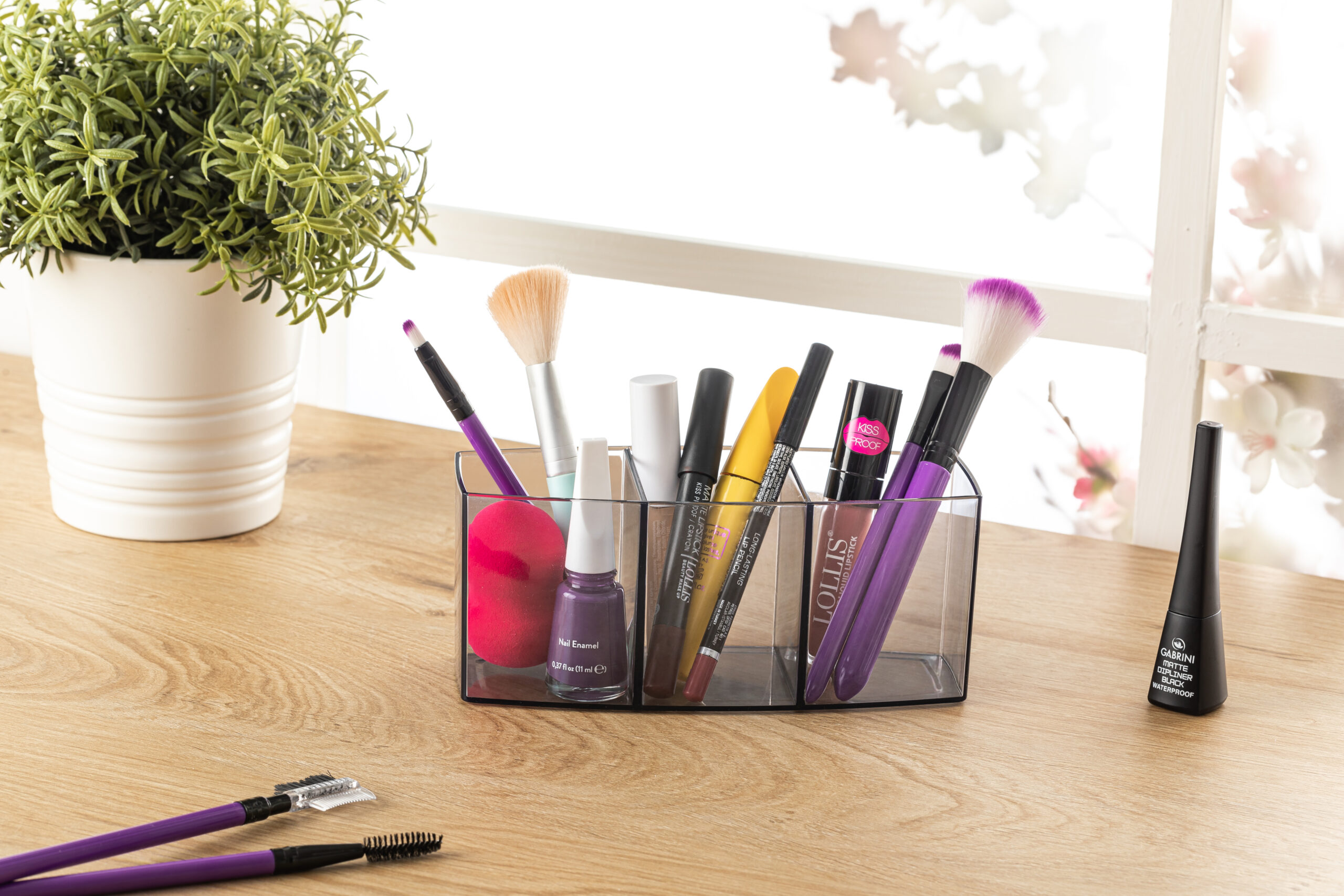 3 Divided Organizer