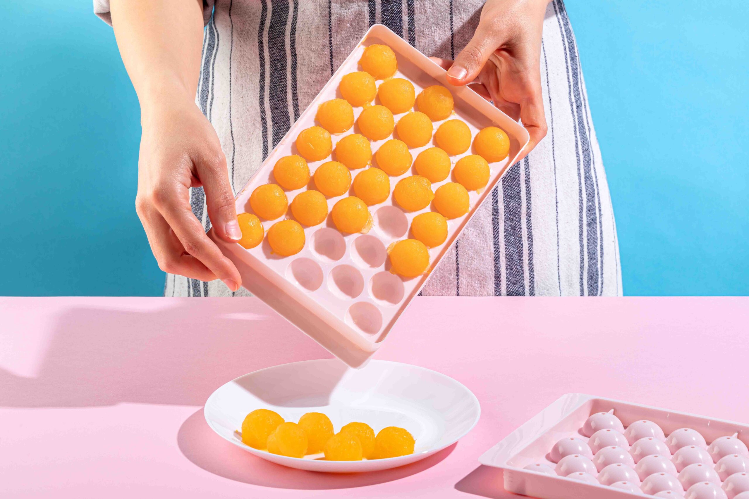33 Cell Round Ice Tray
